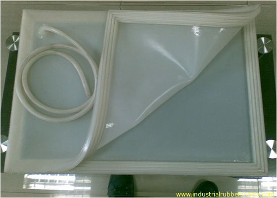 Membrana resistente del silicón del rasgón medio, hoja del silicón para el laminador de cristal del vacío